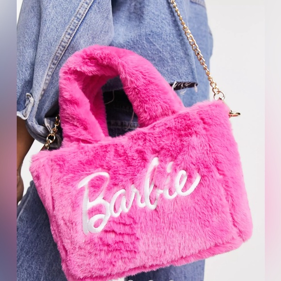 Skinnydip x Barbie Pink Plush Fluffy Convertible Crossbody/Tote Bag 💖 - Picture 5 of 10